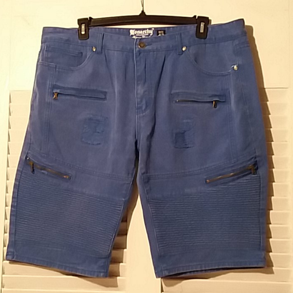 Monarchy Shorts